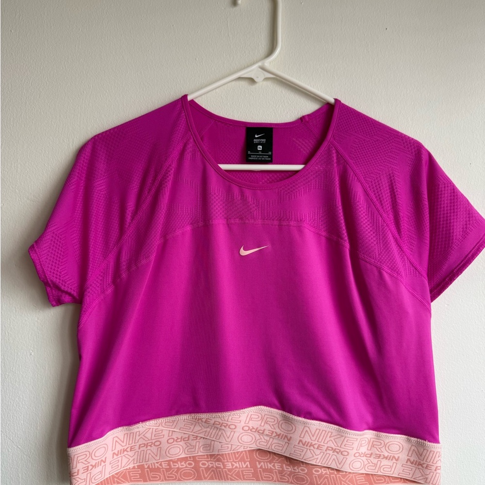 Nike Women's Pink Cropped Top